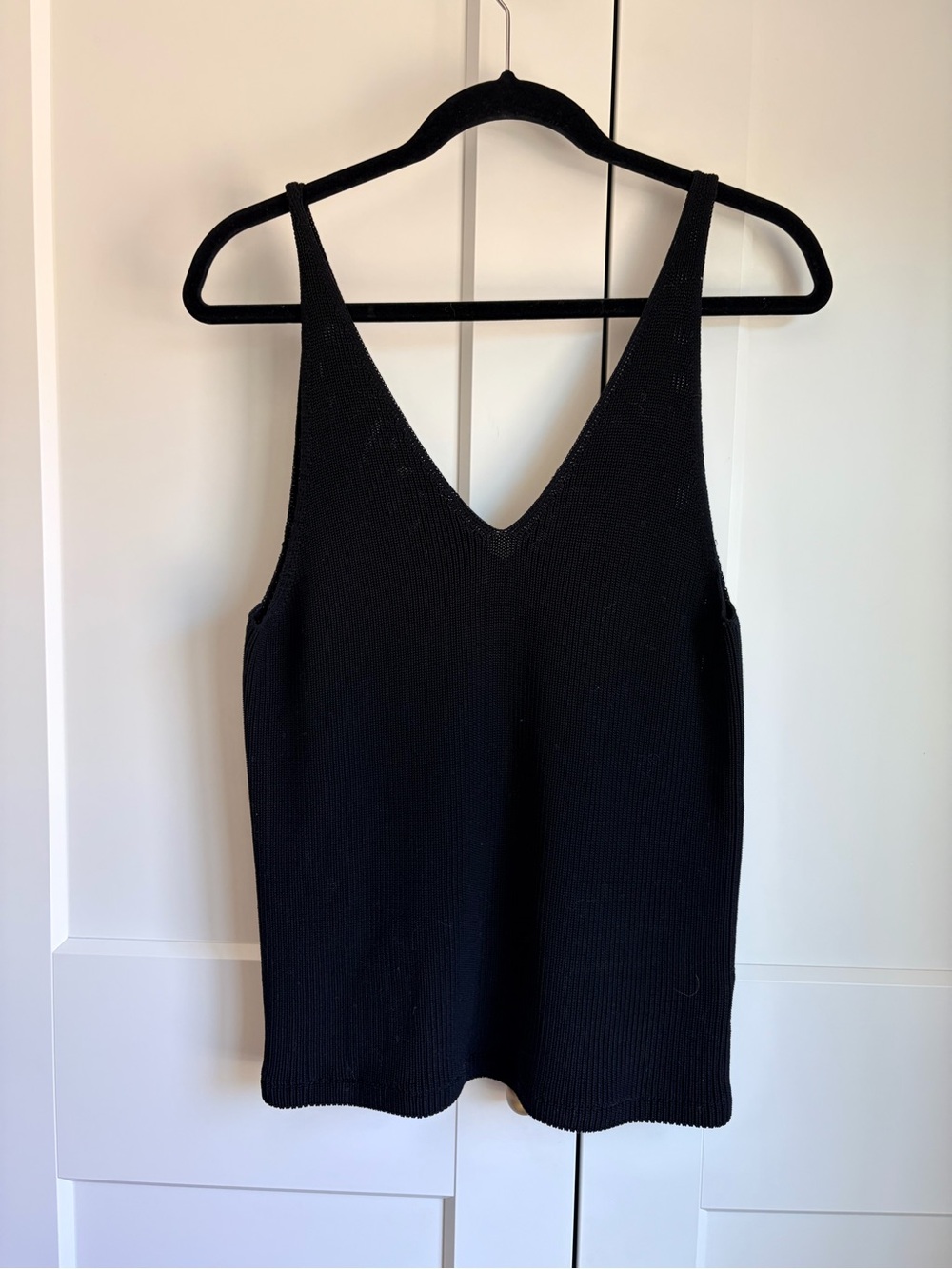 COS Black V-Neck Ribbed Tank | S - Picture 3 of 6